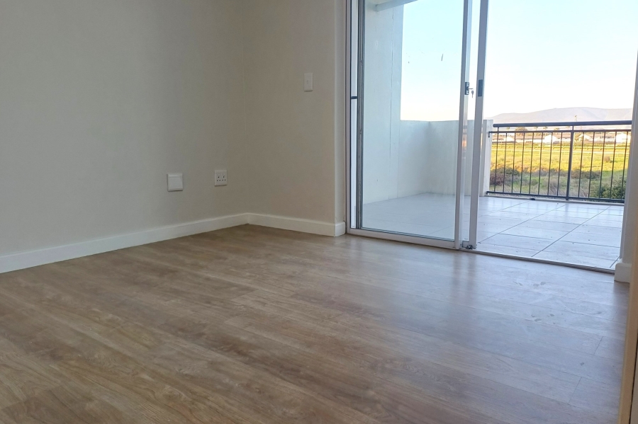 To Let 2 Bedroom Property for Rent in Royal Ascot Western Cape